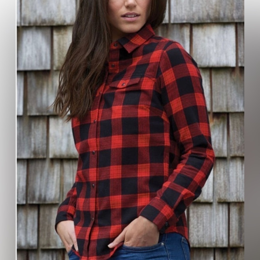 NEW STORMTECH Women’s Snap Front Plaid Flannel Shirt Size S/M.